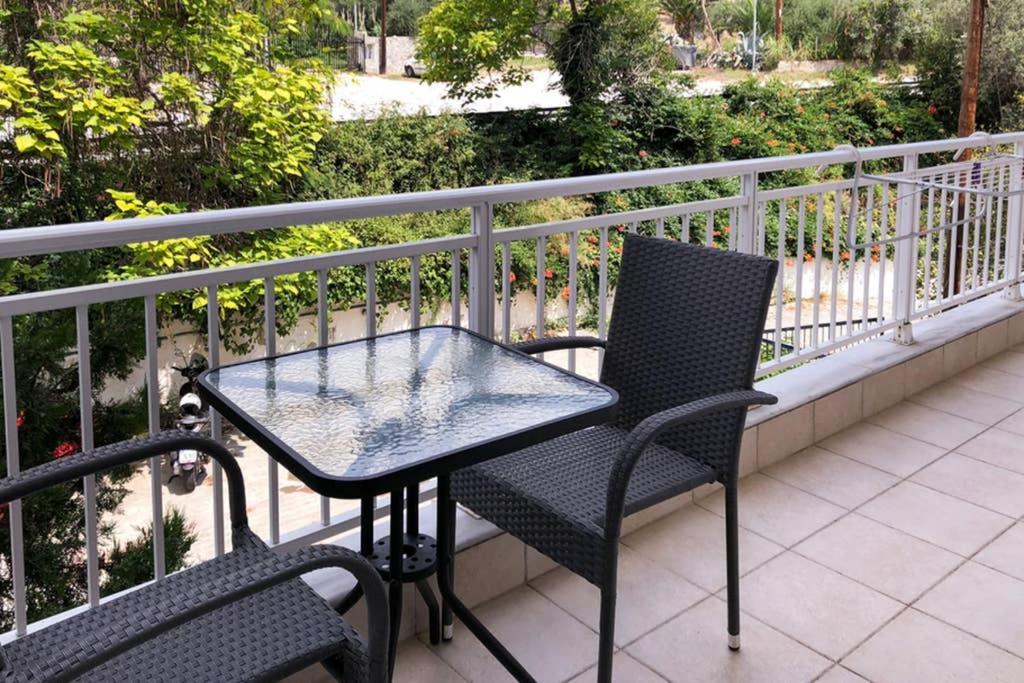 Cozy Studio Near The Beach 1Stfloor Nea Iraklitsa Bagian luar foto