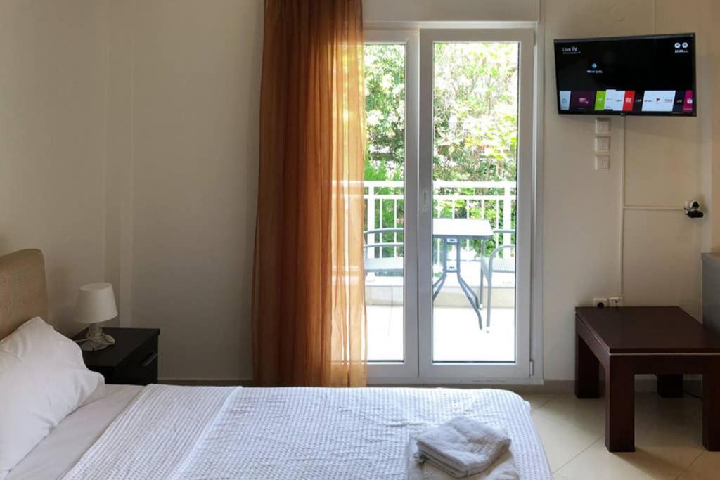 Cozy Studio Near The Beach 1Stfloor Apartment Nea Iraklitsa Bagian luar foto