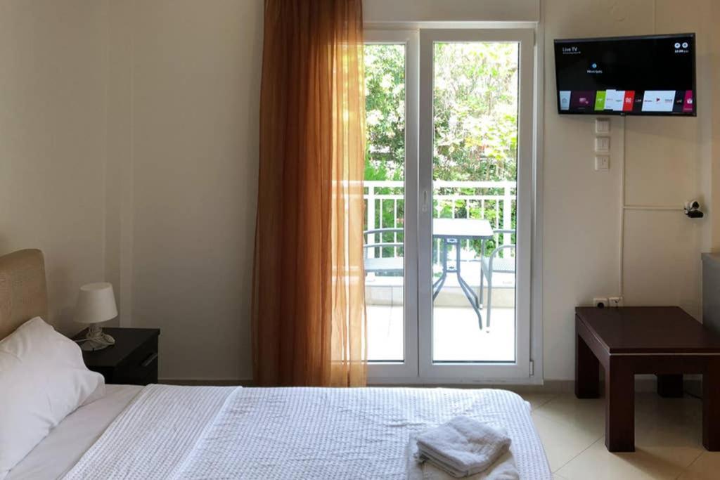 Cozy Studio Near The Beach 1Stfloor Nea Iraklitsa Bagian luar foto