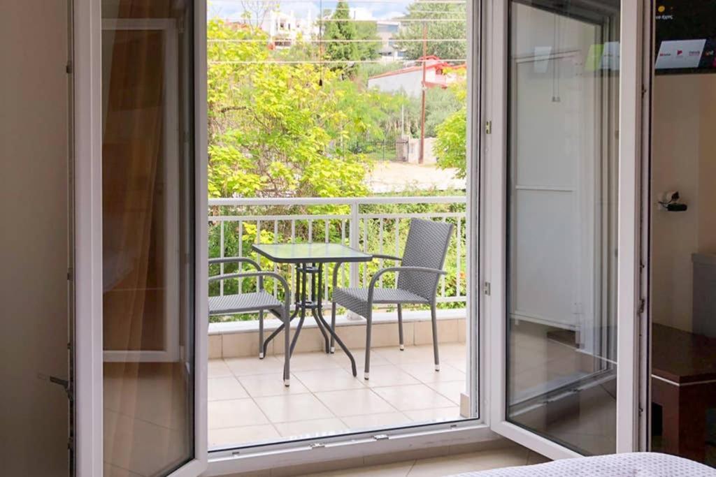 Cozy Studio Near The Beach 1Stfloor Nea Iraklitsa Bagian luar foto